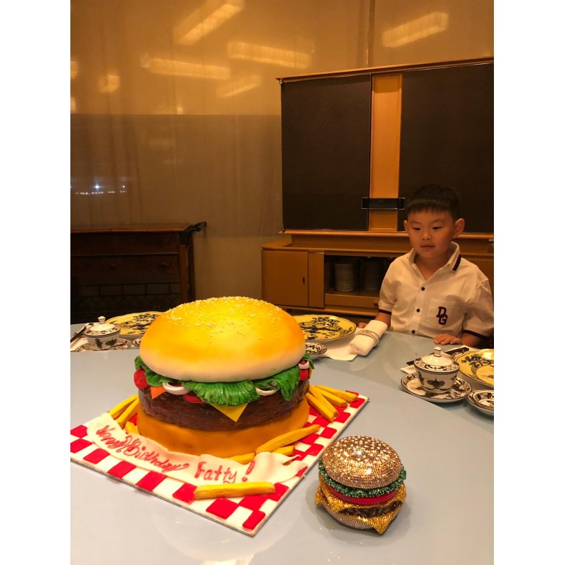 3D Burger King Cake